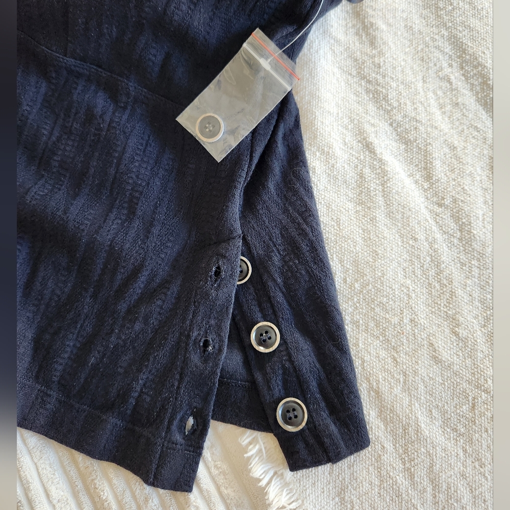 Anthropology Black Top Size M NWOT - Picture 2 of 2